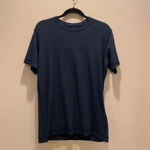 lululemon men’s large navy short sleeve tee